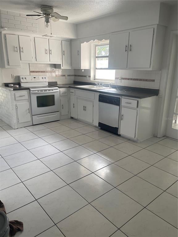 Foto del edificio - 4400 38th Ave N