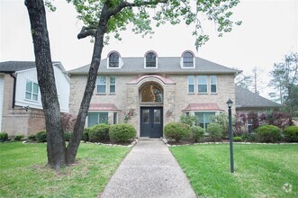Building Photo - 738 Plainwood Dr