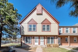 Building Photo - 14252 E Hawaii Cir