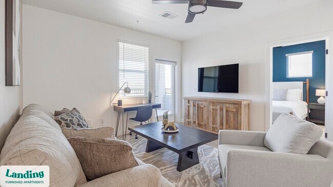 Foto del edificio - 255 N Camino Mercado