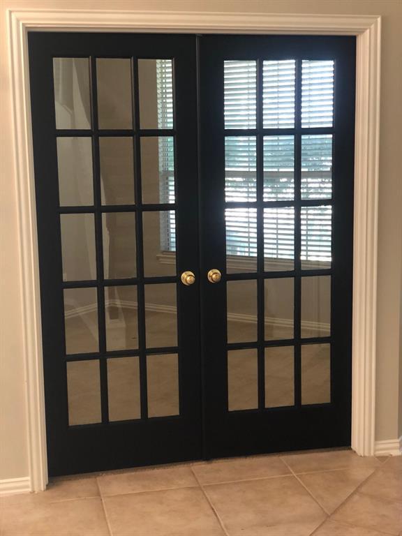 Foto del edificio - 10210 Cherry Laurel Ln