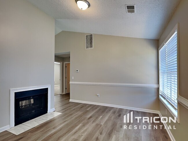 Foto del edificio - 3125 Jonesboro St