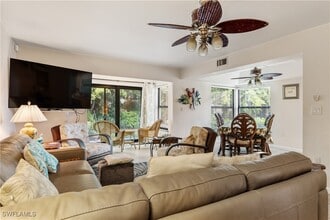 Building Photo - 5483 Peppertree Dr