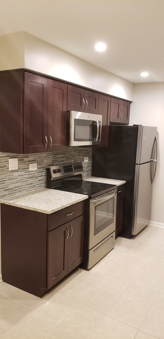 Building Photo - 1675 Kiowa Cir