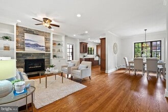 Building Photo - 200 Summers Dr