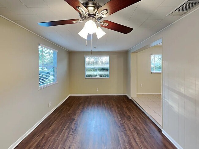 Foto del edificio - 3917 Mesa Ave