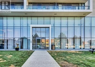 Building Photo - 898 Portage Pkwy