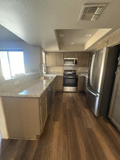 Foto del edificio - 5095 W Kadota Ave