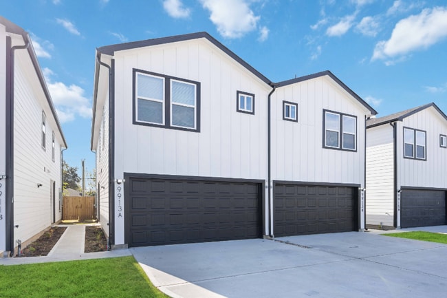 Photo - 9913 Porto Rico Rd Townhome