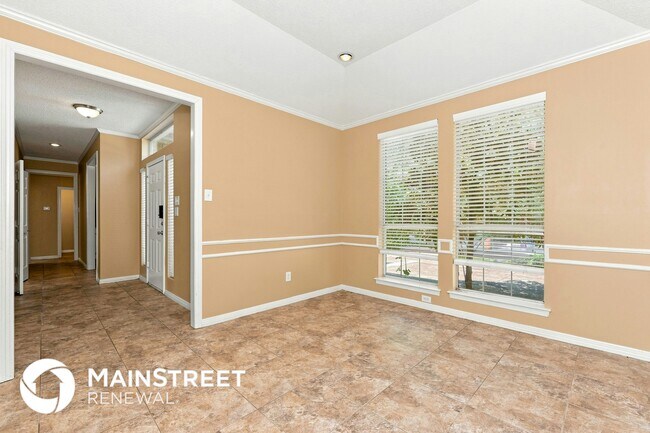 Foto del edificio - 1107 Heather Cir