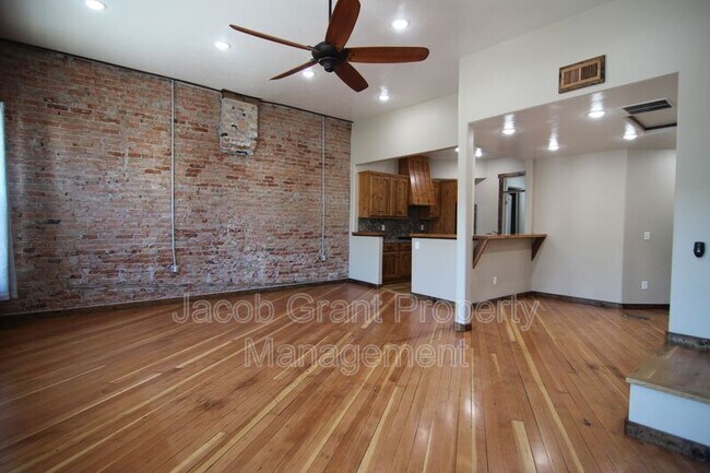 Building Photo - 429 Park Ave