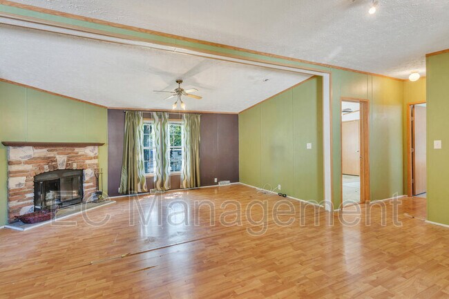 Building Photo - 322 Cocoa Ct