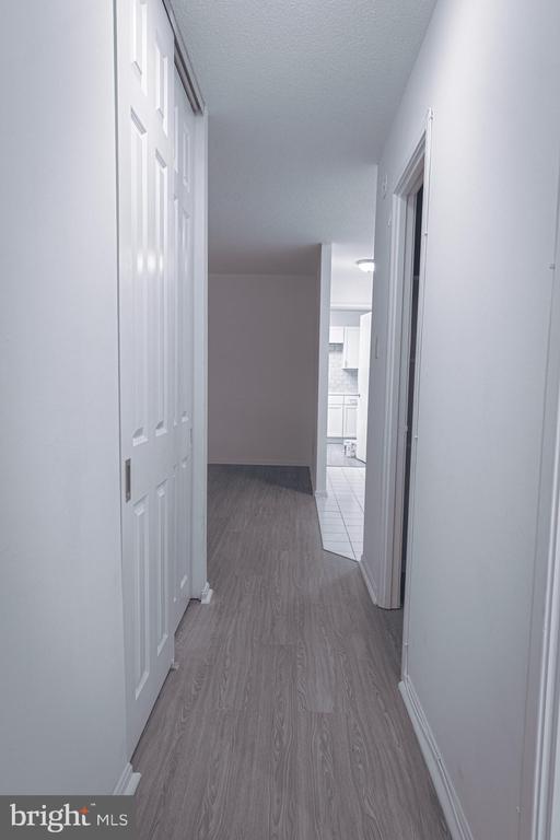 Foto del edificio - 205 Yoakum Pkwy