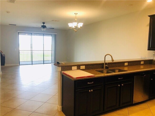 Foto del edificio - 1251 Long Cove Loop