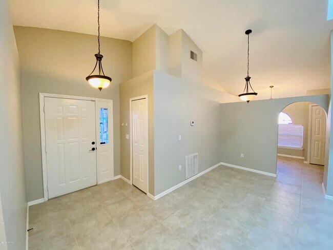 Building Photo - 1435 Crane Creek Blvd
