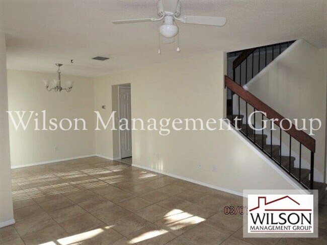 Foto del edificio - 3 br, 2.5 bath House - 1024 Knoll Wood Court