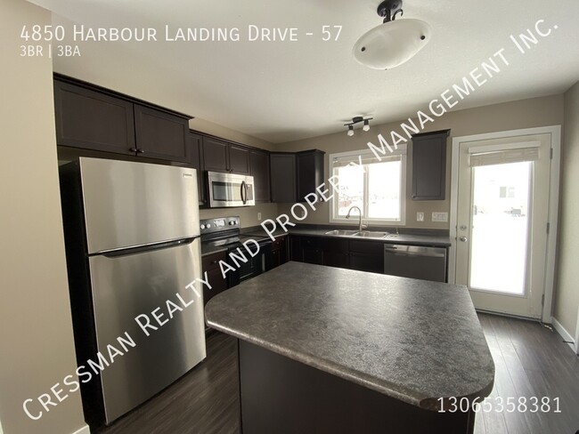 Photo du bâtiment - 3 bed, 1 bath townhouse harbour landing