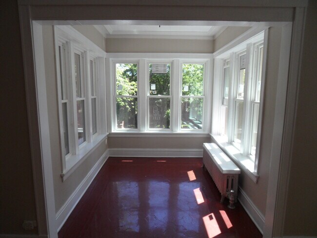 Foto del edificio - 1350 W Thorndale Ave
