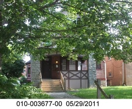 Building Photo - 226 E 14th Ave