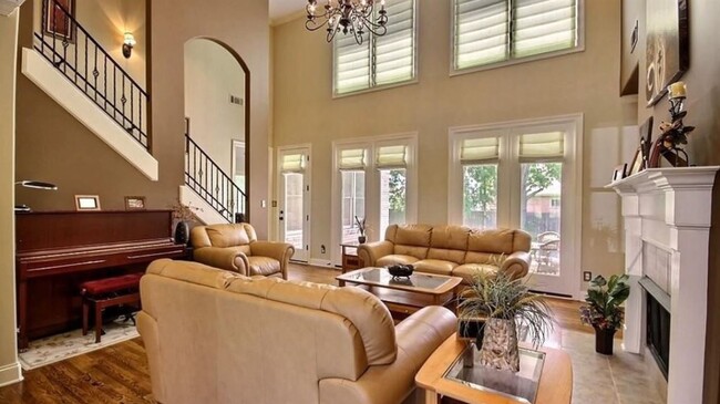 Building Photo - 1533 Brackenshire Cove