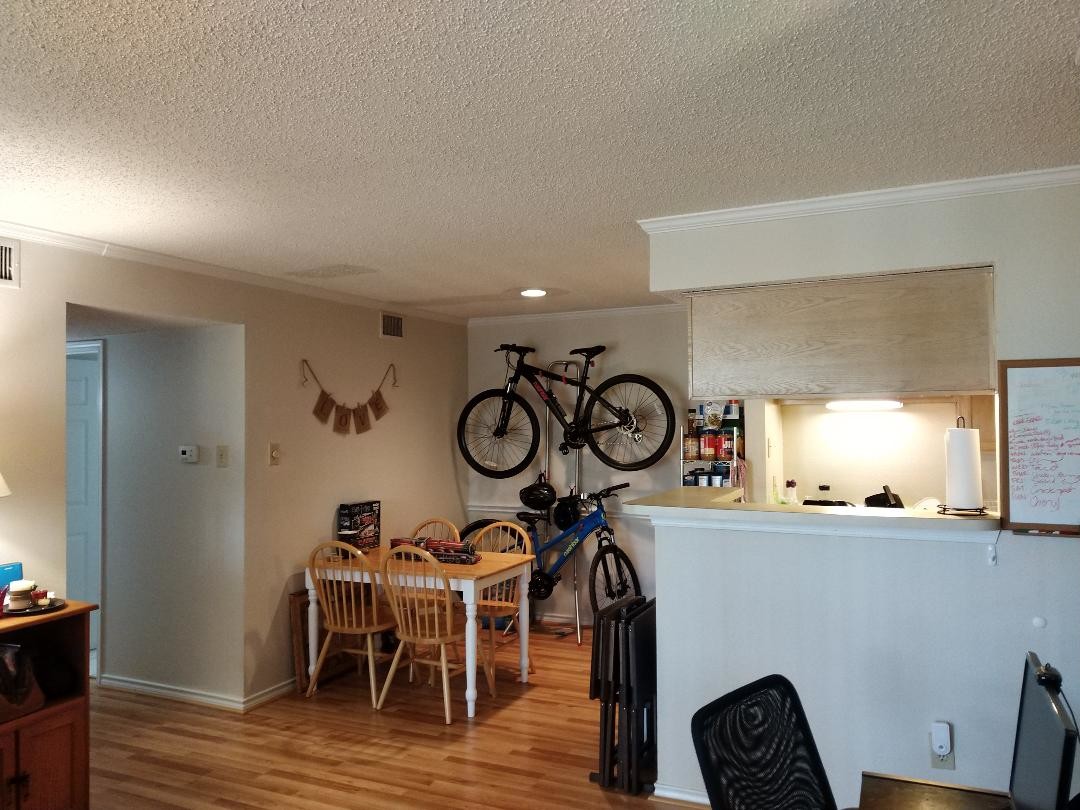 Foto principal - 1527 Lincoln Way
