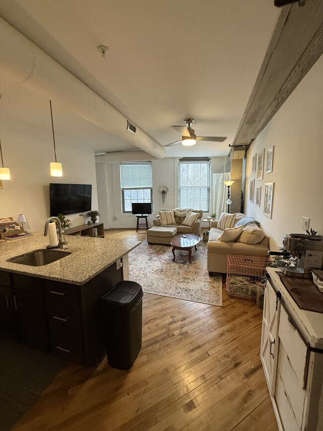 Foto del edificio - McGregor Lofts