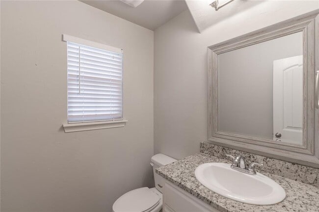 Building Photo - 2132 Buena Vida Ln