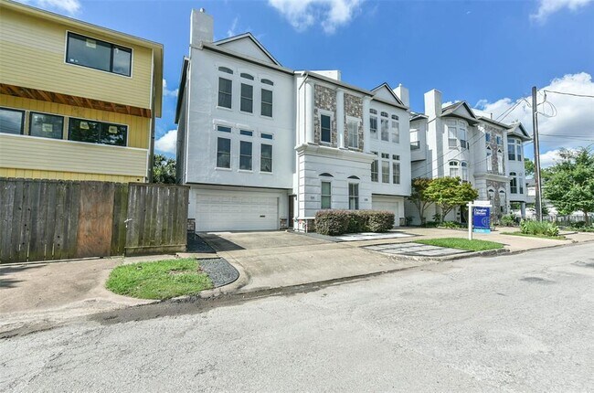 Foto del edificio - 1211 Kipling St