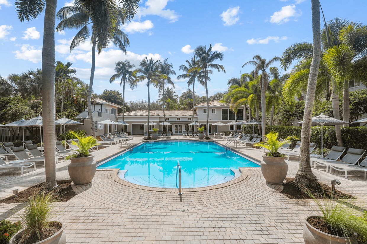 Coconut Palm Club Apartments Apartments in Coconut Creek, FL