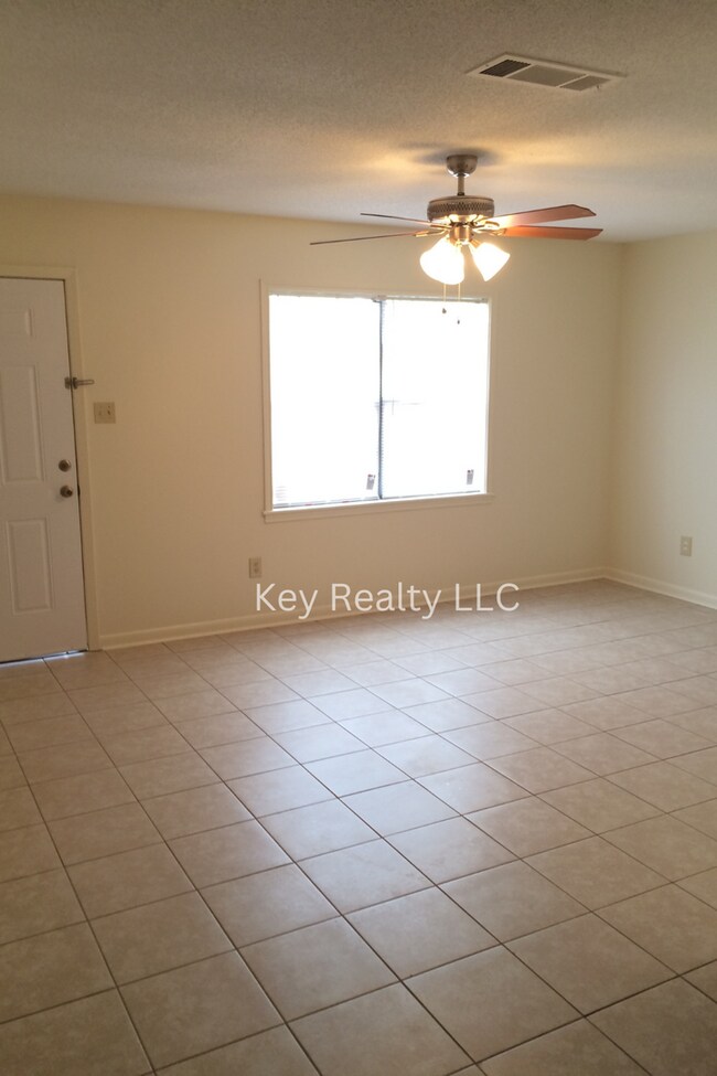 Foto del edificio - 6016 Quail Ridge