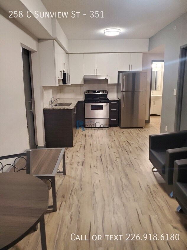 Photo principale - 258C Sunview St