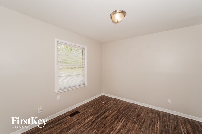 Foto del edificio - 508 26th Ave NE