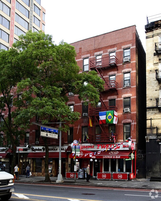 206 - 208 E 34th St - 206-208 E 34th St