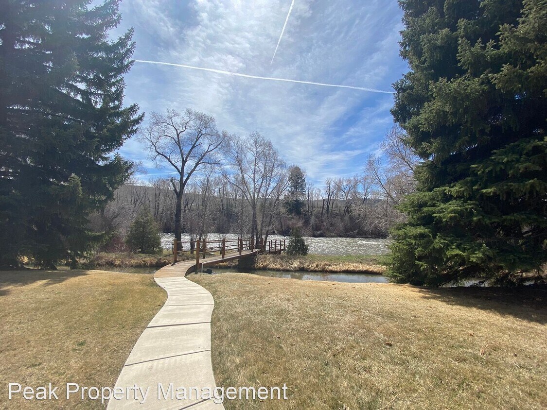 3 br, 2 bath House 8422 HWY 135 House for Rent in Gunnison, CO