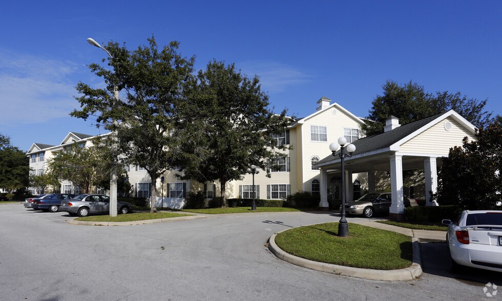 Magnolia Walk Apartments 62+ Rentals Ocala, FL