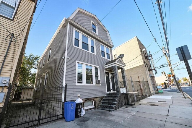 Building Photo - 59 Ocean Ave