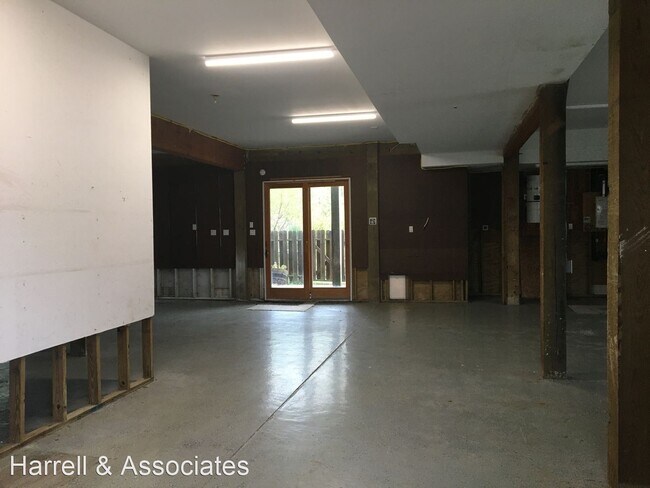 Building Photo - 3 br, 4.5 bath House - 164 Watersedge Drive