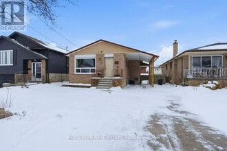 Building Photo - 115 Elmore Dr