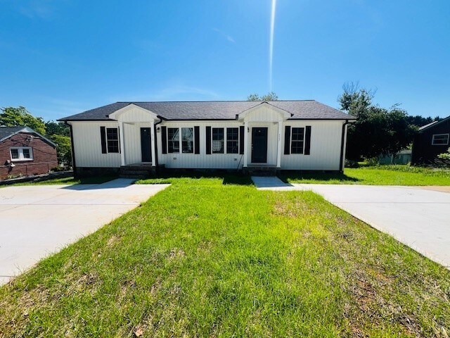 Building Photo - BRAND NEW Duplex for Rent - SUPER LOCATION