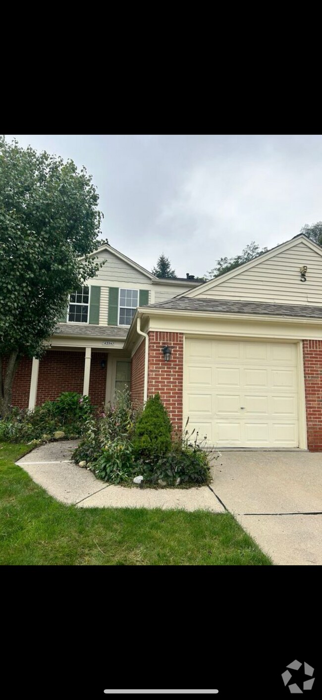 Homes for rent near Schoolhouse Montessori Academy Canton Canton, MI