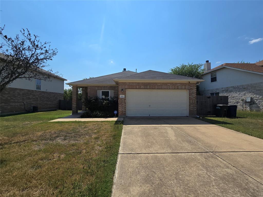 Foto principal - 808 N Creek Blvd