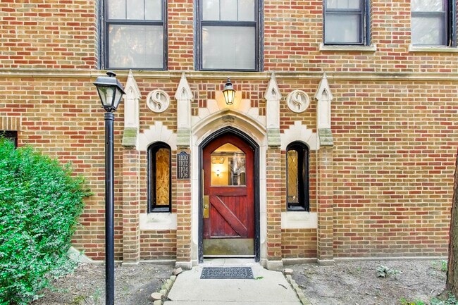 Building Photo - 1106 W Montana St