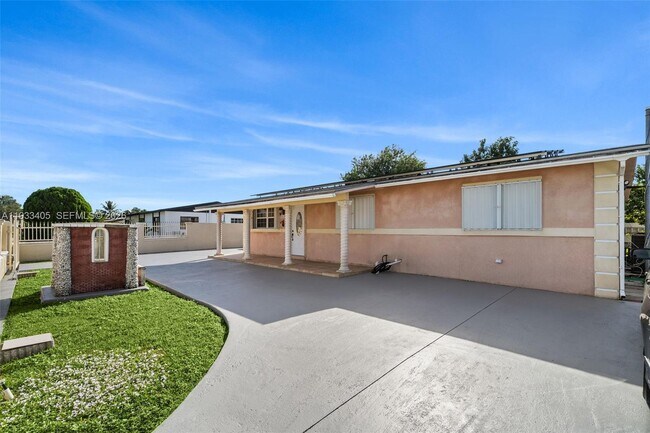 Building Photo - 11620 SW 179th Terrace