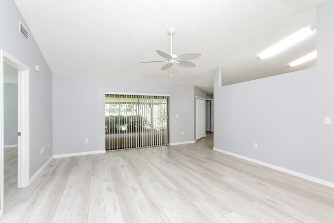 Foto del edificio - 4710 Glenbrooke Terrace