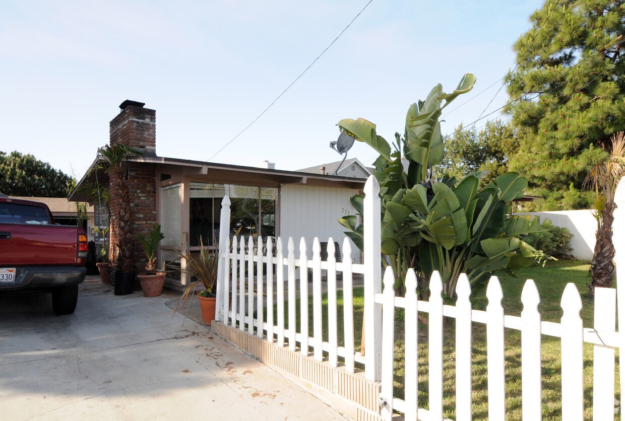 Primary Photo - 777 18th St