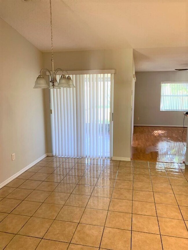 Foto del edificio - 3/2 in Poinciana for Rent!