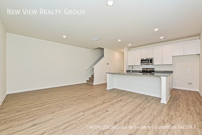 Foto del edificio - 1725 E Cloaninger Ave