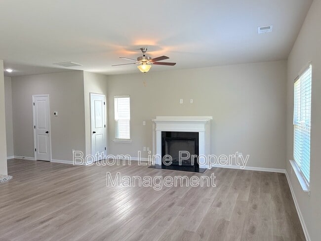 Building Photo - 9016 Stoney Waters Ct
