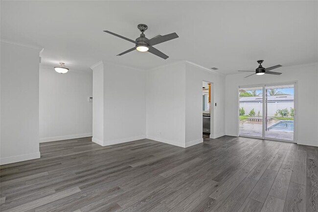 Foto del edificio - 2522 SW 11th Ct