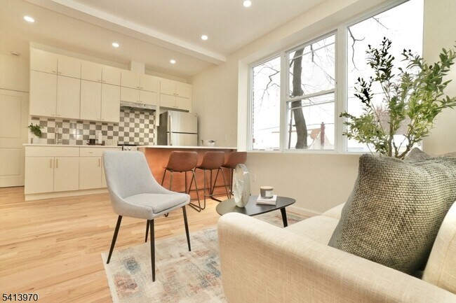 Foto del edificio - 15 Palisade Ave